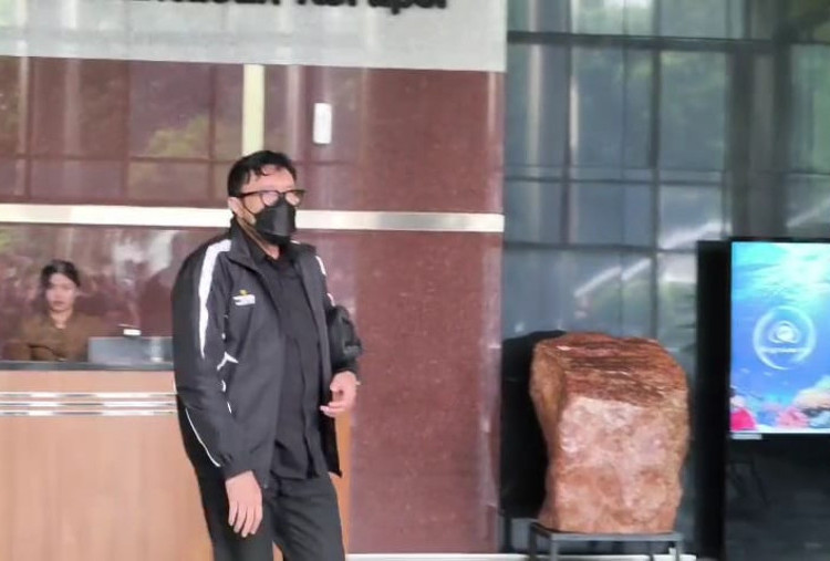 Dicecar KPK, Uang Panas Kasus Korupsi Bupati Bekasi Diduga Mengalir ke Ono Surono