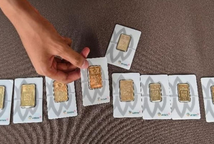 Harga Emas Antam Hari Ini 16 Maret 2026 Turun, Buyback Ikut Melemah!