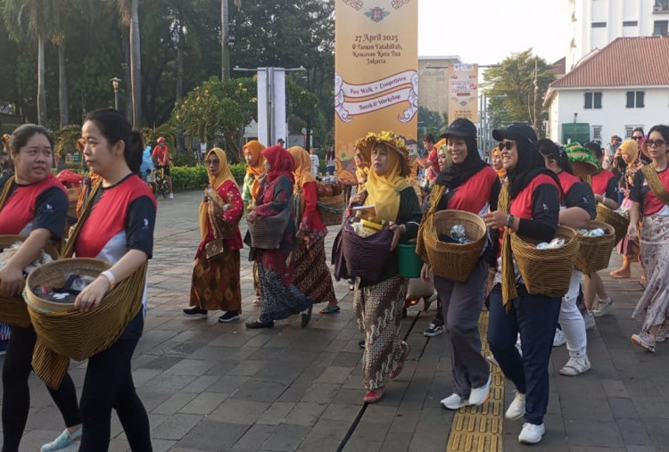 Acaraki dan Larutan Penyegar Cap Badak Ciptakan Festival Jamu Nusantara di Kota Tua