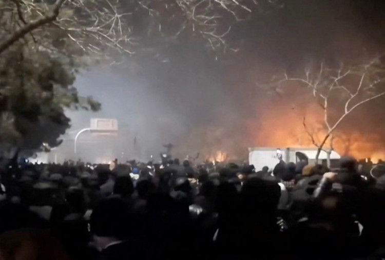 Iran Rusuh! 500 Korban Tewas Berjatuhan, Tuding AS dan Israel Dalang Kerusuhan