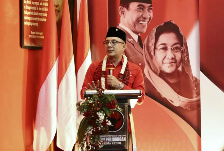 Deni Wicaksono Imbau Kader Bersiap Hadapi Pertarungan Politik Digital 2029