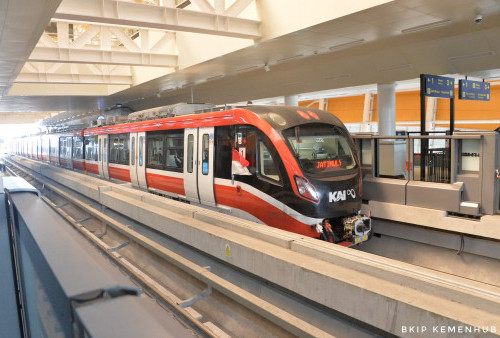 LRT Jabodebek Resmi Beroperasi Besok, Masyarakat Bisa Langsung Naik Pakai e-Money