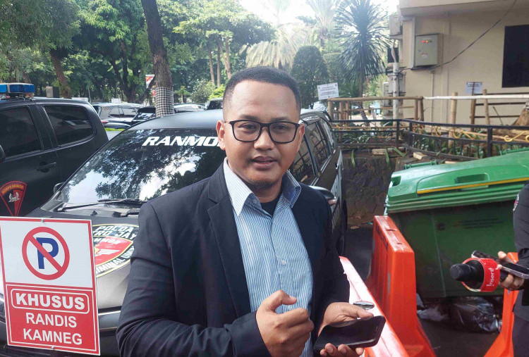 Bantah Niat Pukul Hotman Paris di Ruang Sidang, Tim Razman Nasution: Akan Ku Gempur Kau!