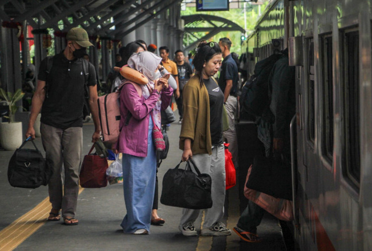 Arus Balik Nataru, 43.388 Penumpang Padati Layanan KAI Daop 8 Surabaya