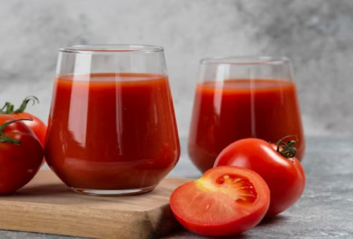 Buktikan Khasiat Jus Tomat Ampuh Bunuh Bakteri Salmonella Penyebab Tipes dan Gangguan Pencernaan