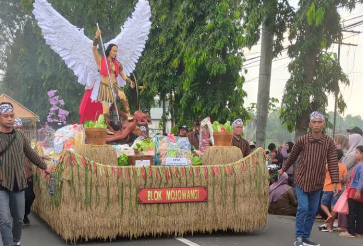 Riyaya Unduh-Unduh di Mojowarno: Tradisi Syukur dan Gotong Royong yang Menyatukan Anak Bangsa
