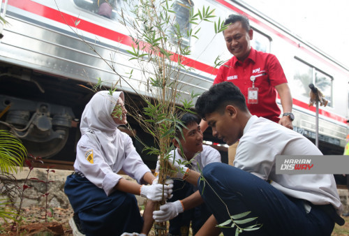 KAI Commuter melaksanakan rangkaian pembuatan lubang biopori dan penanaman pohon di wilayah operasional KAI Commuter yang tersebar di Jabodetabek, Bandung, Yogyakarta, dan Surabaya. Terkini, kegiatan yang merupakan bagian dari rangkaian perayaan hari ulang tahun (HUT) KAI Commuter yang ke-16 tahun ini, dilakukan di Stasiun Rawa Buaya, Kamis (12/9).