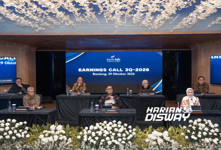 Hingga September 2026, total aset konsolidasi bank bjb mencapai Rp219,7 triliun, dengan total kredit dan pembiayaan sebesar Rp142,3 triliun. Dana Pihak Ketiga (DPK) tercatat Rp155,6 triliun, sementara rasio kredit bermasalah atau Non-Performing Loan (NPL) berada di level 2,87 persen. Perseroan juga mencatat pendapatan berbasis komisi sebesar Rp1,7 triliun dan menurunkan beban operasional sekitar 2 persen secara tahunan. (Foto: bank bjb)