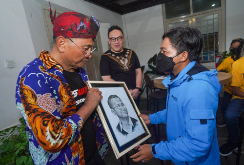 Perjalanan Otodidak Suhartono menjadi Sketser; Ladeni Pesanan dr Tompi, Tukang Kebun Jalan Terus