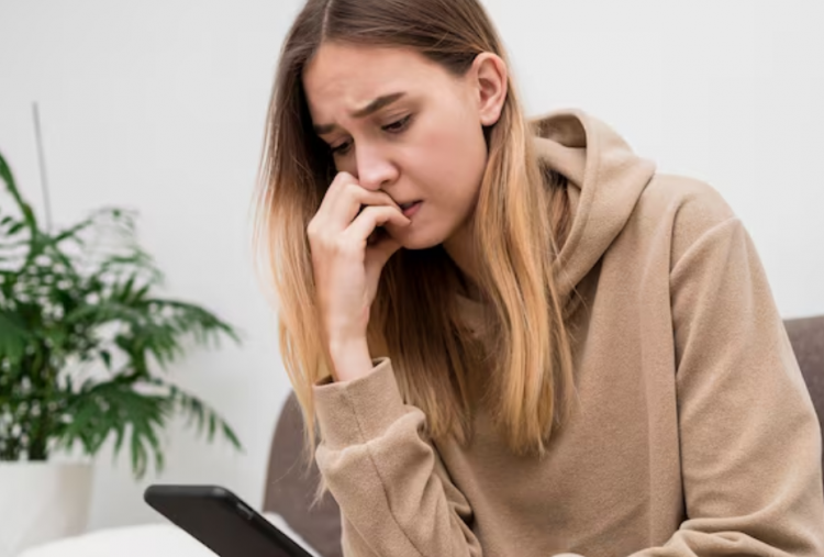 ⁠Always Online Culture dan Dampaknya pada Kesehatan Mental