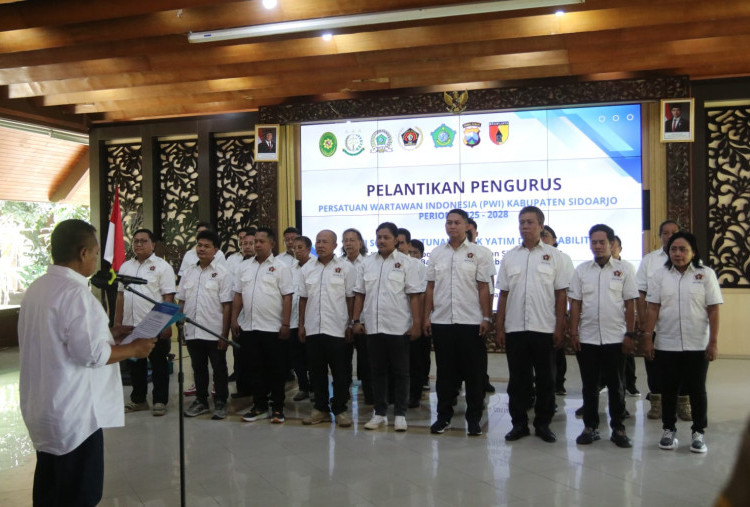 PWI Sidoarjo Resmi Dilantik, Tegaskan Sinergi Pers dan Pemerintah Demi Sidoarjo Bermartabat