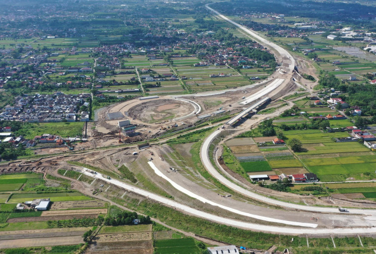 Pembangunan Tol Jogja-Solo 94 Persen, Ada Akses Khusus ke Kawasan Wisata Ratu Boko Sleman