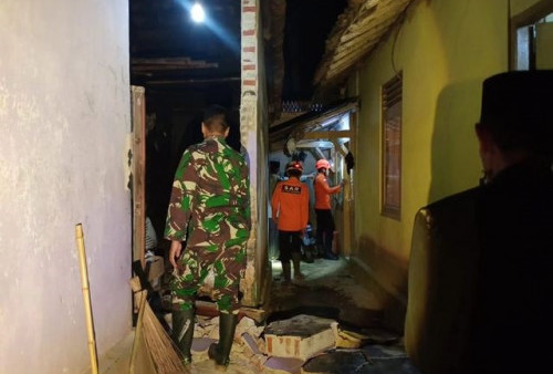 Dampak Gempa M6,4, Ratusan Rumah Rusak di Jateng dan Jatim