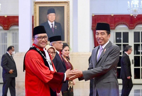 MK Sebut Tindakan Jokowi Bukan Pelanggaran Hukum, Tetapi …