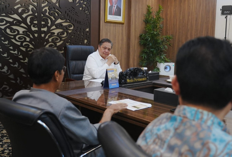 Airlangga Dorong Pengembangan Sistem Tracing untuk Dorong Daya Saing Global Industri Kelapa Sawit Nasional 
