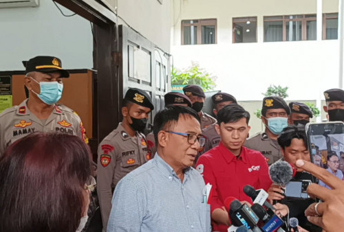 Datang dari Sulawesi, Paman dan Tante Ferdy Sambo Hadir di PN Jaksel Ingin Saksikan Sidang