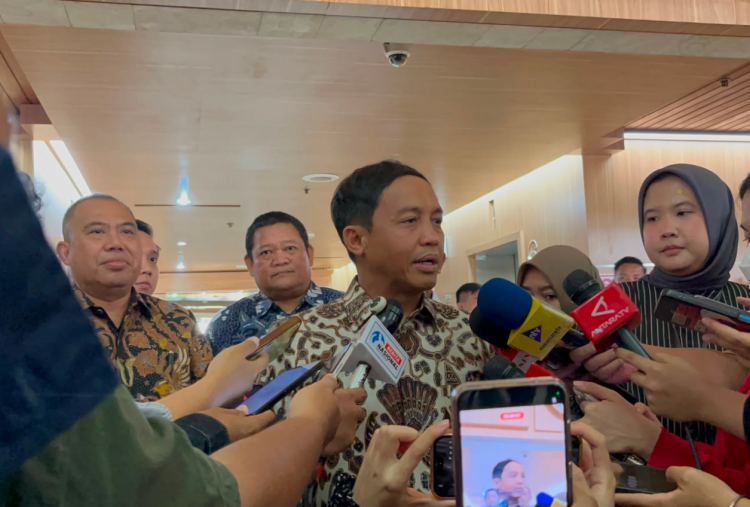 Klaim Raja Juli: Tak Ada Sejengkal Hutan pun di Kuansing yang Saya Lepas!