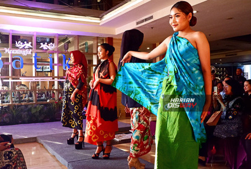 Wyndham Hotel Surabaya Pamerkan Karya Batik Rumah Anak Prestasi: Sebuah Meaningful dari yang Spesial