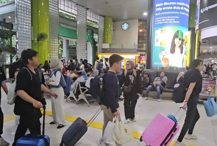 2 Perjalanan KA dari Stasiun Gambir Dibatalkan Mulai Hari Ini Imbas Normalisasi Jalur Gubug-Karangjati