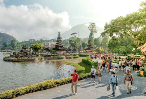Sandiaga Uno Ungkap Target 1,4 Wisatawan Australia ke Indonesia Tahun Ini