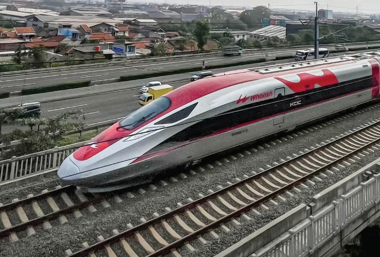Rugi Triliunan! Proyek Kereta Cepat Whoosh Jadi “Bom Waktu” Bagi KAI