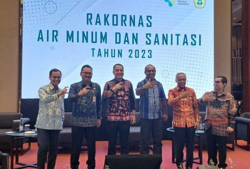 Bebas dari BAB Sembarangan, Wali Kota Surabaya Eri Cahyadi Diundang Jadi Pembicara di Jakarta
