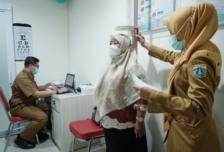 Mereka Belum Merdeka: Dokter dan Nakes Melawan Berbagai Keterbatasan