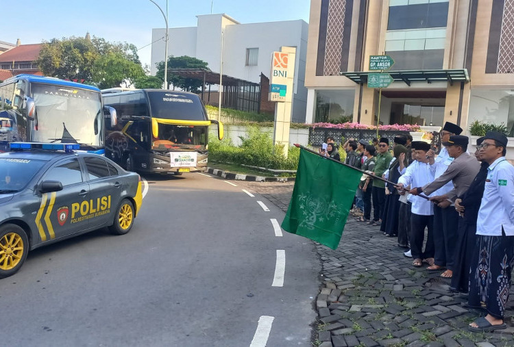 PWNU Jatim Berangkatkan 15 Bus Mudik Gratis, Layani hingga 1.000 Pemudik