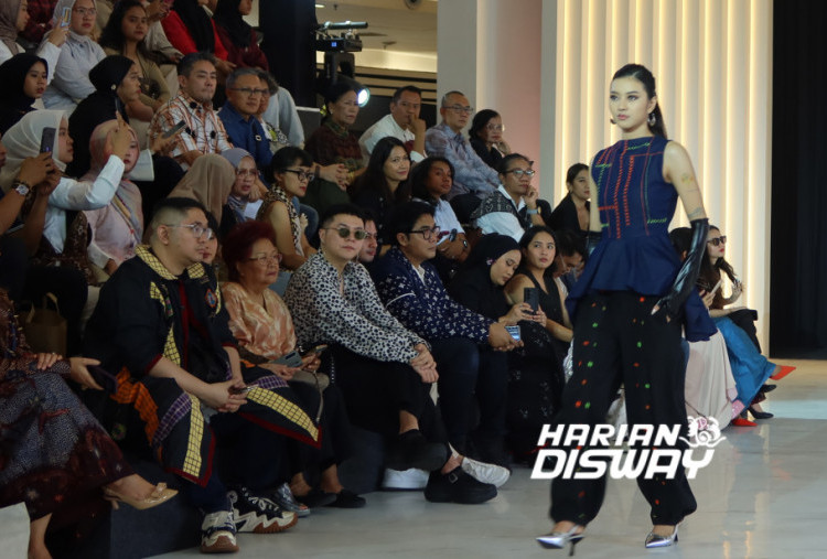 Tenun Manggarai Barat Tampil di Fashion Nation 2026