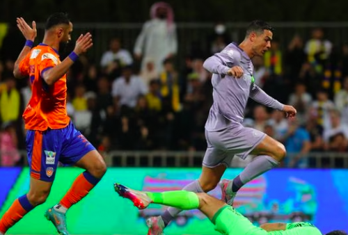 Ronaldo Cekcok Setelah Al Nassr Ditahan Imbang Al Feiha 