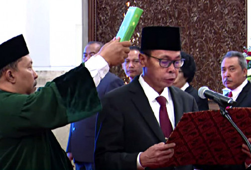 Dilantik Jadi Ketua KPK, Nawawi Pomolango Segera Buru Harun Masiku  