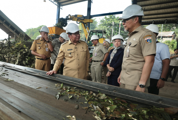 Pramono Bongkar Strategi Atasi Sampah Ciliwung, 30 Persen Diolah Sebelum Masuk Manggarai