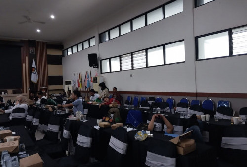 Hanya Rekapitulasi KPU Kota Surabaya Belum Kelar di Jawa Timur, Ini Penjelasannya  