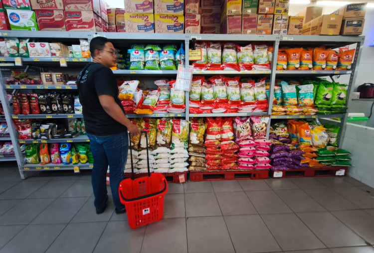 Industri Ritel Bersiap Hadapi 6 Bulan Paceklik, Atur Strategi dari Kemasan Mini hingga Brand Lokal