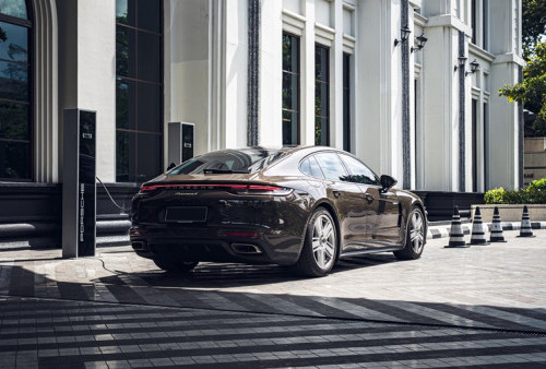 Porsche Destination Charging di Bandung Jadi Stasiun Charger Porsche Pertama di Indonesia