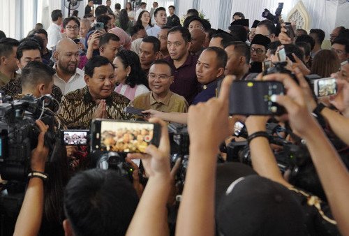 Rayakan Lebaran, Prabowo Ucapkan Maaf Lahir Batin ke Rekan-Rekan Media