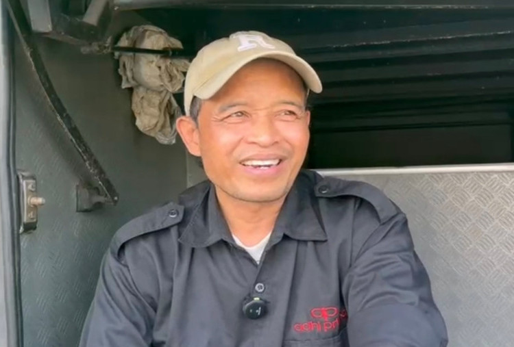 Masduki Rela 15 Tahun Tak Berlebaran dengan Keluarga Demi Nafkah Antarkan Pemudik ke Kampung Halaman