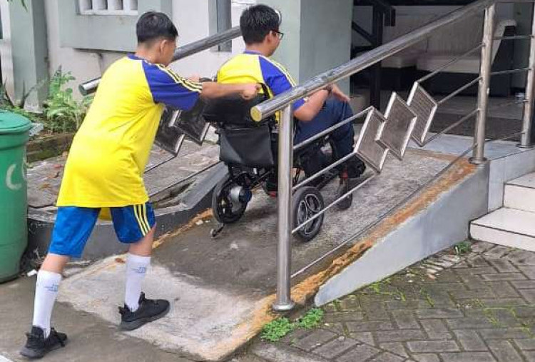 SMP Wijaya Putra Surabaya Wujudkan Sekolah Ramah Disabilitas