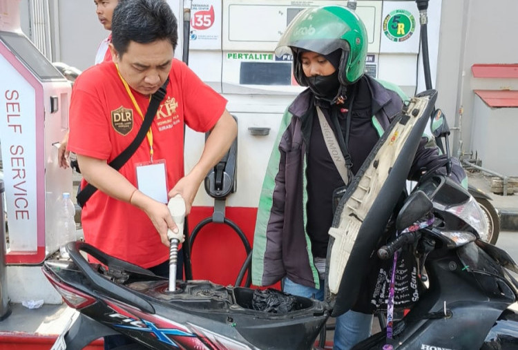 Pertalite Dijual Online di Marketplace Gegara BBM Langka, Harga Tembus Rp45 Ribu Per 1,5 Liter