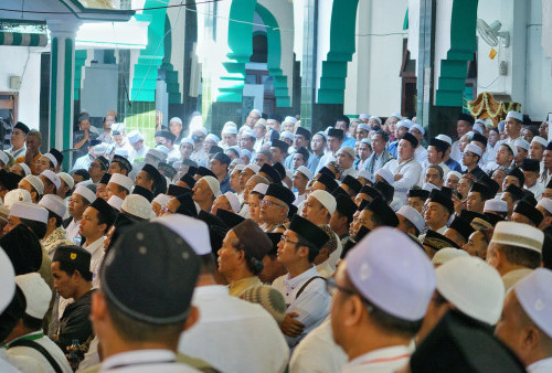 Lautan Jamaah hingga Ulama Khos Hadiri Haul ke-43 KH Abdul Hamid 