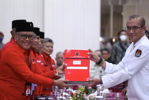 PDIP Kerahkan 14 Artis Jadi Bacaleg, Denny Cagur dan Once Bergabung
