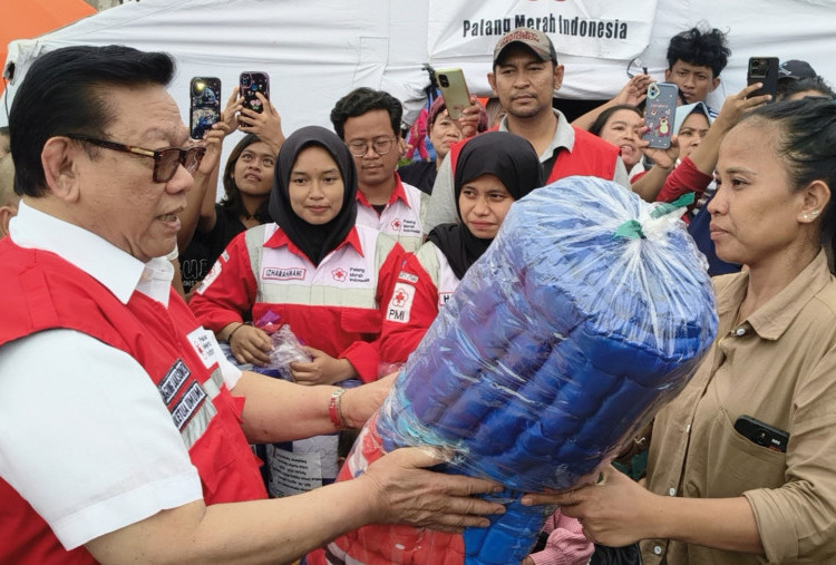 PMI Beri Bantuan untuk Korban Kebakaran Kemayoran, Ketum: Simbol Hadirnya Negara