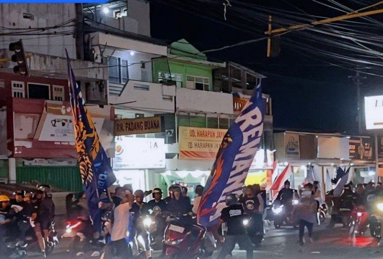 Bentrokan Diduga Suporter Klub Bola Pecah di Pandaan, 3 Mobil Polisi Dirusak
