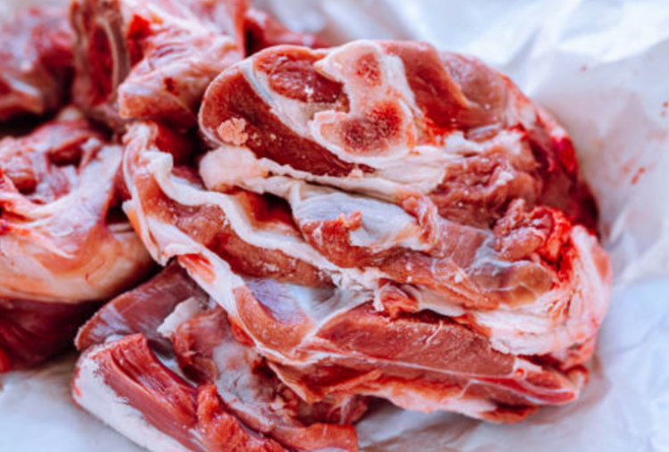 Perbandingan Gizi Daging Kambing dan Daging Ayam