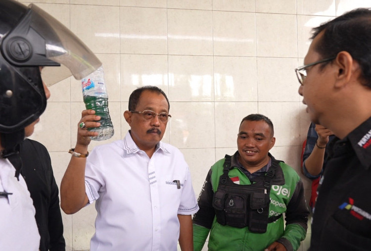 Sidak di SPBU, Armuji Temukan BBM Campuran