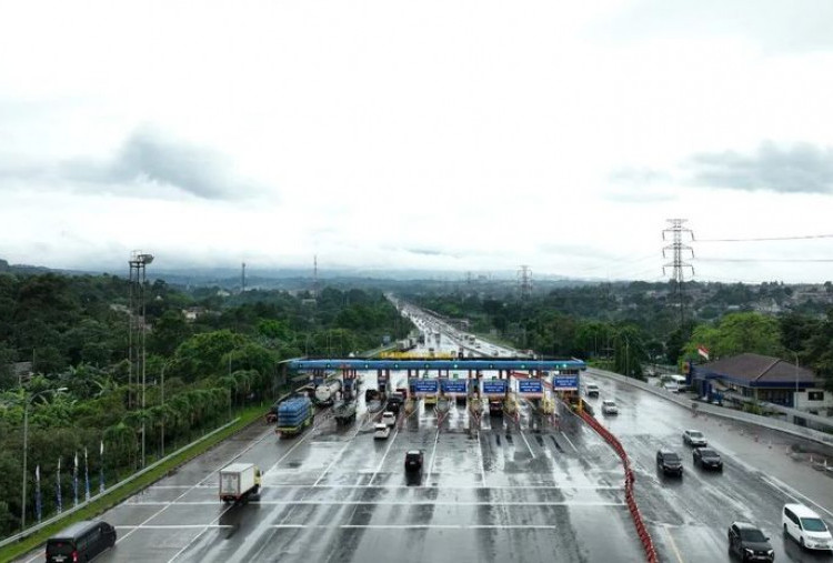 41 Ribu Kendaraan Padati Gerbang Tol Ciawi di Puncak Libur Nataru 2025