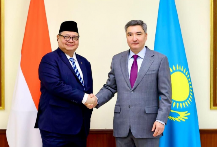 Bertemu PM Kazakhstan, Menko Airlangga Dorong Kemitraan Strategis di Bidang Energi, Mineral, dan Digital