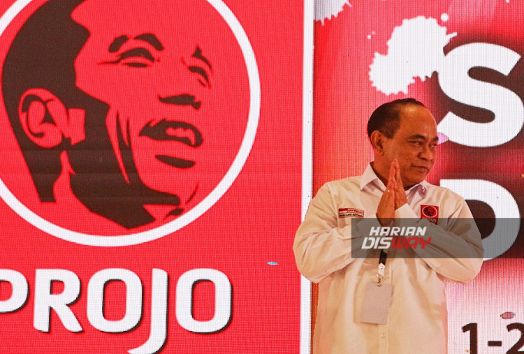 Ia menegaskan pentingnya dukungan penuh terhadap seluruh agenda politik Presiden Prabowo agar kepemimpinan nasional berjalan lebih kuat dan solid. Budi Arie menilai langkah ini sejalan dengan semangat Projo sebagai gerakan rakyat yang lahir dari dukungan terhadap kepemimpinan nasional.