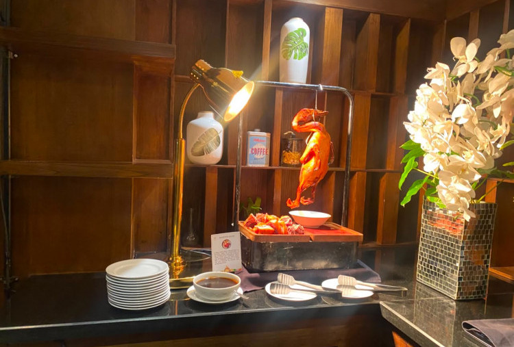 SOTIS HOTEL KEMANG: Nikmati Sensasi BBQ Premium dengan Suasana Santai dan Hiburan Live Music 