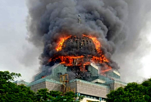 Menguak Penyebab Kebakaran Masjid Jakarta Islamic Center